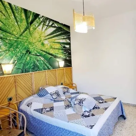 Rent this 2 bed house on Avenue de la Mer in 83140 Six-Fours-les-Plages, France