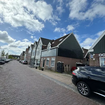 Rent this 3 bed apartment on Haringburgwal 15 in 1141 AT Monnickendam, Netherlands