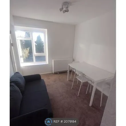 Rent this 3 bed apartment on St Matthews Close in Exeter, EX1 2ET