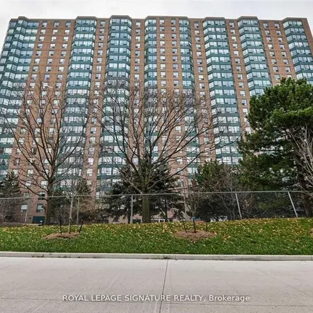 Image 9 - 137 Hillcrest Avenue, Mississauga, ON L5B 1N7, Canada - Apartment for rent