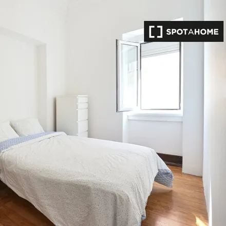 Rent this 9 bed room on Avenida Defensores de Chaves in 1000-139 Lisbon, Portugal