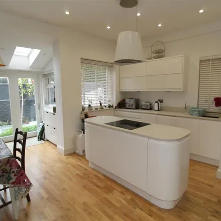 Rent this 4 bed townhouse on 31 Barnardo Road in Exeter, EX2 4ND