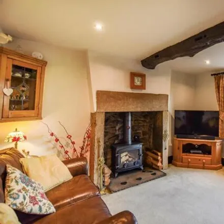 Image 2 - Mellor Brow, Mellor Brook, BB2 7PH, United Kingdom - Townhouse for sale