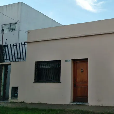 Buy this 2 bed house on 113 - 25 de Mayo 5761 in Villa Coronel José María Zapiola, Villa Ballester