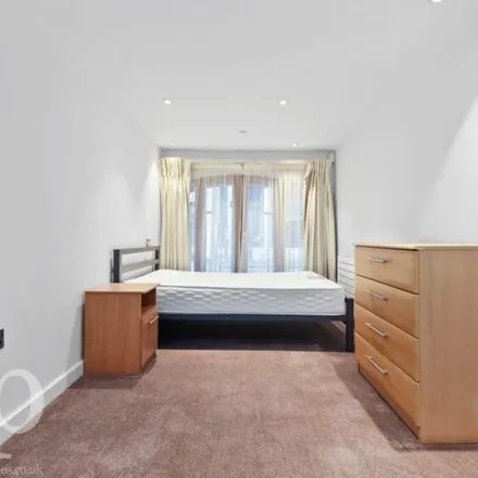 Image 8 - 18-24 Ridgmount Street, London, WC1E 7AQ, United Kingdom - Apartment for rent