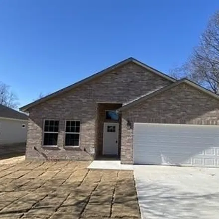 Rent this 3 bed house on 5506 Roberts Street in Greenville, TX 75402