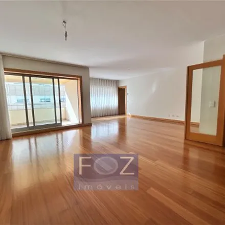 Rent this 3 bed apartment on Capela de Santana in Rua Doutor Nuno Pinheiro Torres, 4150-563 Porto