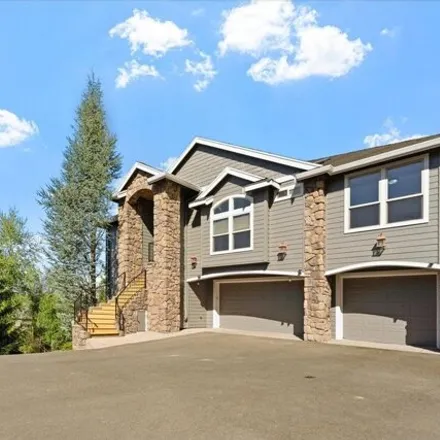 Buy this 6 bed house on 13776 Southeast Alta Vista Drive in Happy Valley, OR 97086