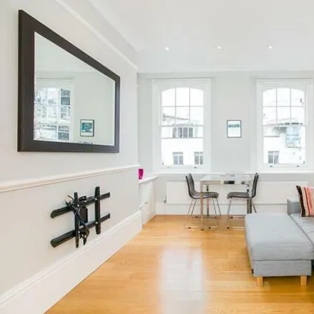 Rent this 2 bed room on St Andrew's Chambers in 25-30 Wells Street, East Marylebone