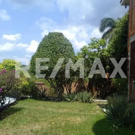 Buy this 4 bed house on Privada Morelos in 62773 Ticumán, MOR