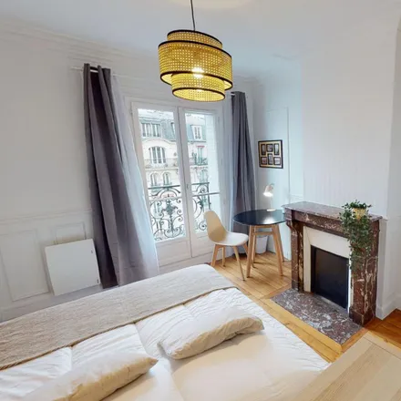 Image 3 - 61 Rue des Cloÿs, 75018 Paris, France - Room for rent