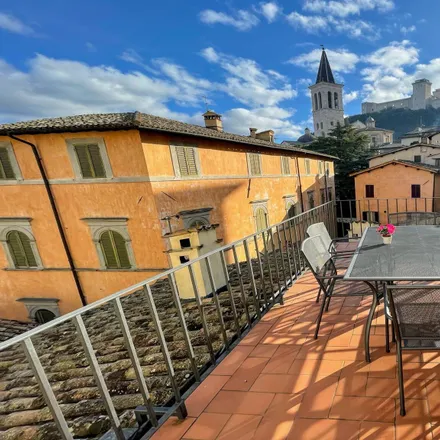 Rent this 3 bed apartment on Piazza della Vittoria in 06049 Spoleto PG, Italy