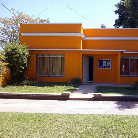 Buy this studio house on Bingo San Miguel in Belgrano, Partido de San Miguel