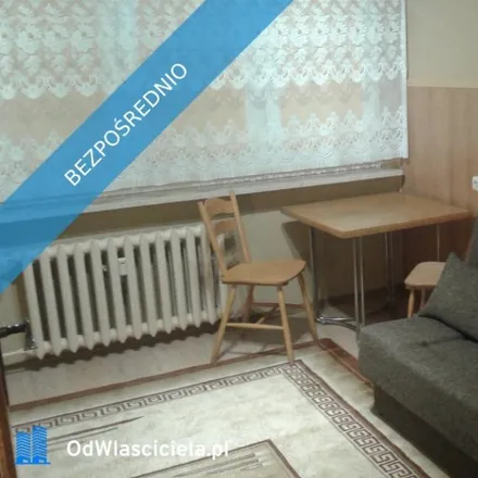 Rent this 1 bed apartment on Szkoła Podstawowa nr 4 im. Władysława Broniewskiego in Karola Adamieckiego, 02-497 Warsaw