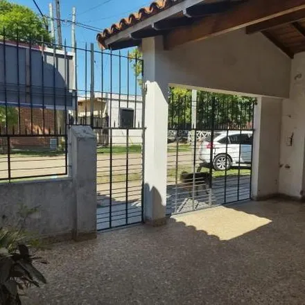 Buy this 2 bed house on Calle 889 4289 in Partido de Quilmes, San Francisco Solano