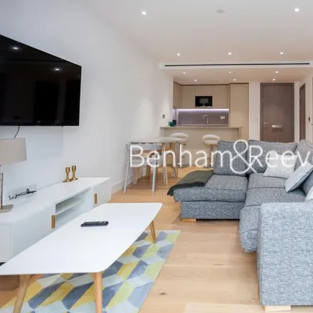 Rent this 1 bed apartment on Ariel House in 144 Vaughan Way, London