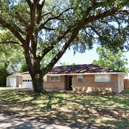 Buy this 3 bed house on Parker Court in Bridge City, TX 77611
