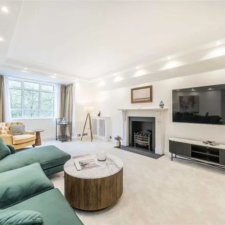 Rent this 5 bed apartment on Porchester Gardens in London, W2 3LD