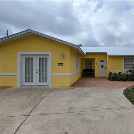 Buy this 3 bed house on 15476 Spring Line Ln in Fort Myers, Florida