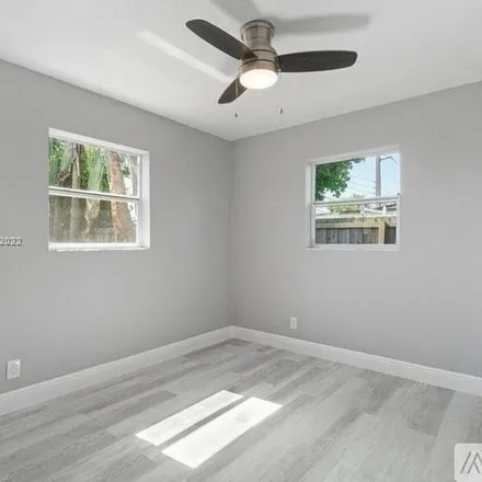Image 6 - 2690 Northeast 16th Avenue, Cresthaven, Pompano Beach, FL 33064, USA - House for rent