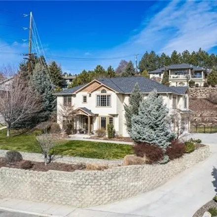 Image 3 - 2226 Sandy Brooke, Wenatchee, WA 98801, USA - House for sale