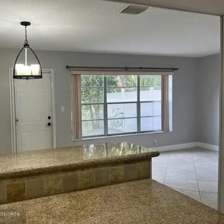 Image 9 - 2698 Northwest 47th Terrace, Lauderdale Lakes, FL 33313, USA - Townhouse for rent