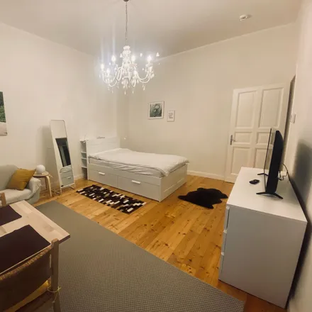 Rent this 1 bed apartment on Holsteinische Straße 16 in 10717 Berlin, Germany