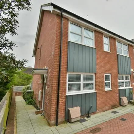 Buy this 2 bed house on 8 Juniper Place in Bexhill-on-Sea, TN39 3FN