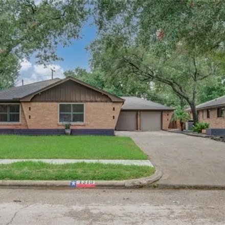 Buy this 3 bed house on 1375 Valleta Drive in Houston, TX 77008