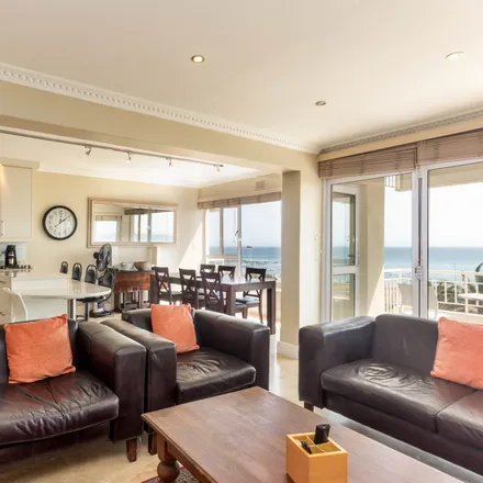 Image 2 - Rothesay Road, Mouille Point, Cape Town, 8005, South Africa - Apartment for rent