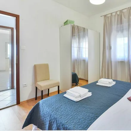 Rent this 2 bed house on Croatia osiguranje in Hektorovićeva ulica, 21210 Grad Solin