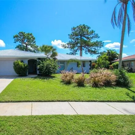 Rent this 2 bed house on 2578 Carlisle Place in Sarasota County, FL 34231