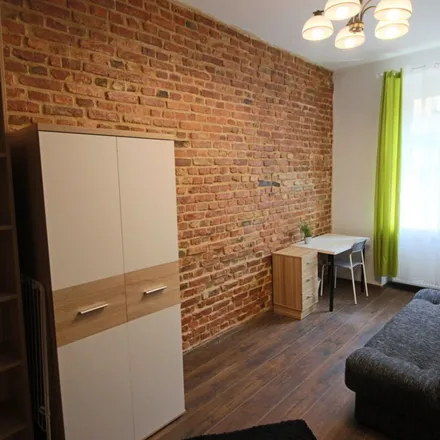 Rent this 5 bed apartment on Ogrodowa 16 in 61-820 Poznań, Poland