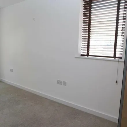 Image 5 - Earl's Court Road, Cardiff, CF23 9DD, United Kingdom - Apartment for rent