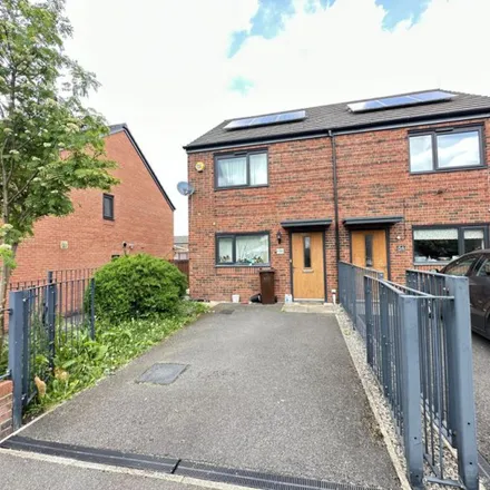 Rent this 2 bed apartment on Lawnswood Road in Manchester, M12 5UA