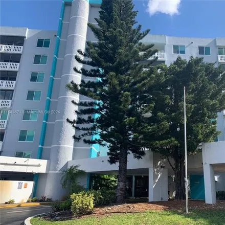 Rent this 2 bed condo on 1469 Tallwood Avenue in Hollywood, FL 33021