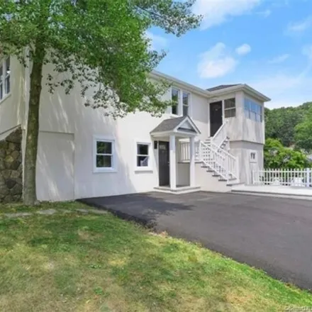 Image 1 - 3 Hill Street, New Canaan, CT 06840, USA - House for sale