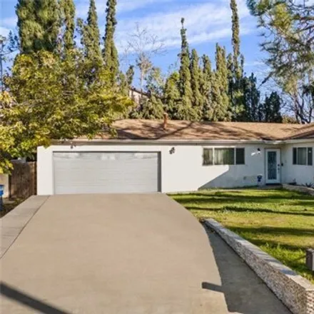 Image 2 - 15003 Sunburst St, North Hills, California, 91343 - House for sale