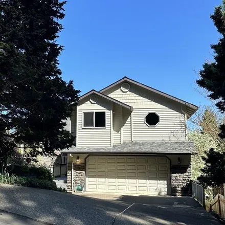 Buy this 4 bed house on 17765 Hillside Drive in West Linn, OR 97068