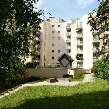 Rent this 3 bed apartment on 3 Rue de Kiryat Yam in 94000 Créteil, France