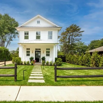 Rent this 4 bed house on 31 Cooper Lane in Village of East Hampton, NY 11937