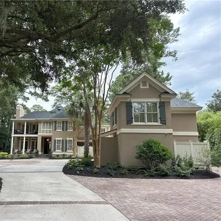 Buy this 6 bed house on 40 Widewater Road in Hilton Head Island, SC 29926