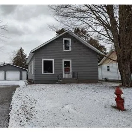 Buy this studio house on 933 Sylvan Street in Cumberland, Barron County