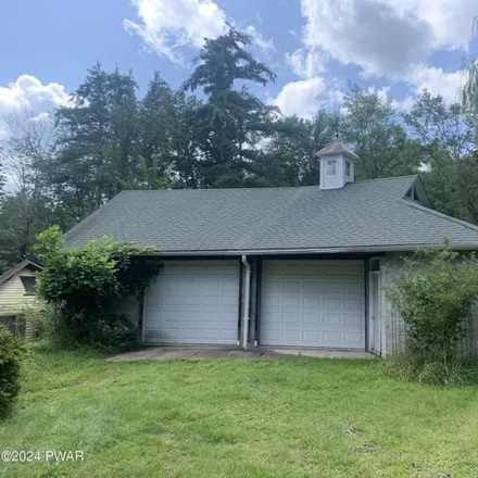 Buy this studio house on Saxton Pond Road in Rowland, Pike County