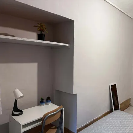 Rent this 3 bed room on Via Carlo Noè in 6, 10152 Turin TO