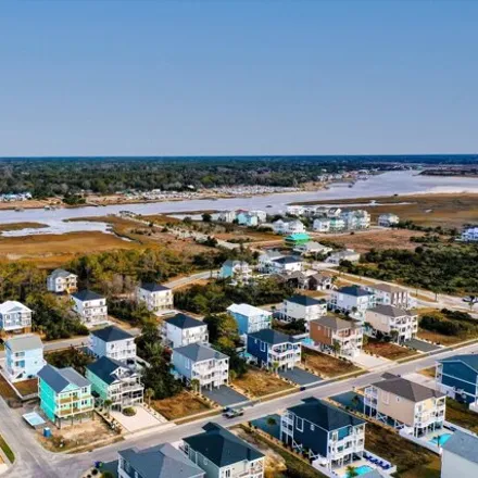 Image 6 - 405 East 4th Street, Ocean Isle Beach, Brunswick County, NC 28469, USA - House for sale