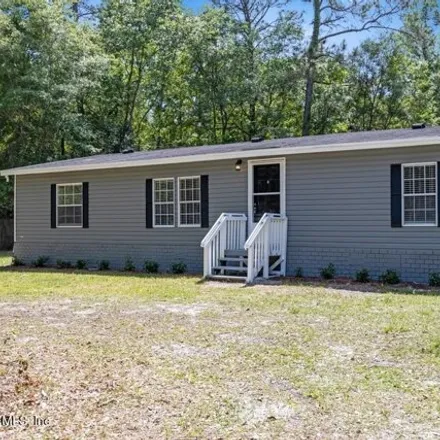 Buy this studio apartment on 4842 Diamondhead Road in Middleburg, Clay County