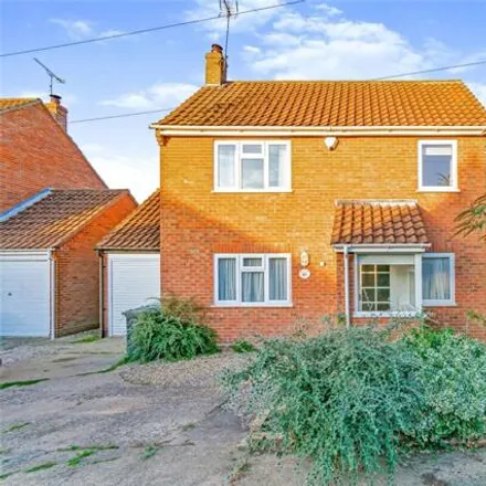 Buy this 3 bed house on The Lane in Winterton-on-Sea, NR29 4BN