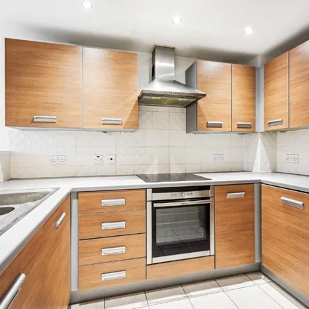 Rent this 2 bed apartment on Phoenix Way Apartments in East Hill, London