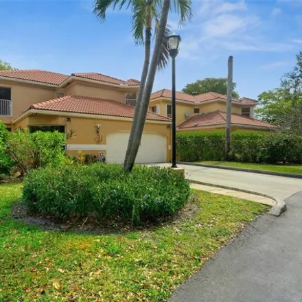Image 4 - 11235 Lakeview Dr, Coral Springs, Florida, 33071 - House for sale